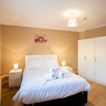 Spacious 2Br Flat In Stansted Lejlighed Stansted Mountfitchet Eksteriør billede