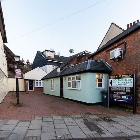 Spacious 2Br Flat In Stansted Lejlighed Stansted Mountfitchet Eksteriør billede
